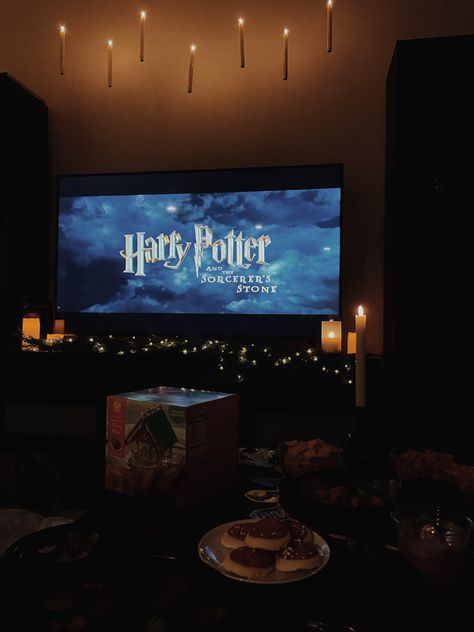 Movie Night Harry Potter, Winter Movie Night Aesthetic, Cozy Tv Aesthetic, Harry Potter Movies Aesthetic, Harry Potter Night Aesthetic, Harry Potter Movie Marathon Aesthetic, Winter Movies Aesthetic, Harry Potter Marathon Aesthetic, Harry Potter Movie Night Aesthetic