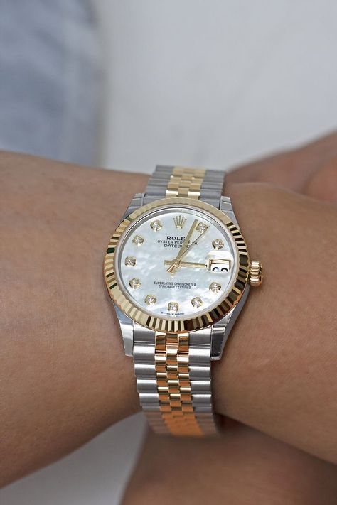 Rolex Datejust Mother of Pearl diamond dial, two-tone jubilee bracelet, fluted bezel. Women Two Tone Watch, Rolex Datejust Mother Of Pearl, Daydate Rolex Women, Classic Rolex Women, Date Just Rolex Women, Rolex Dayjust Woman, Rolex Small Women, Silver And Gold Rolex Women, Women’s Rolex Datejust