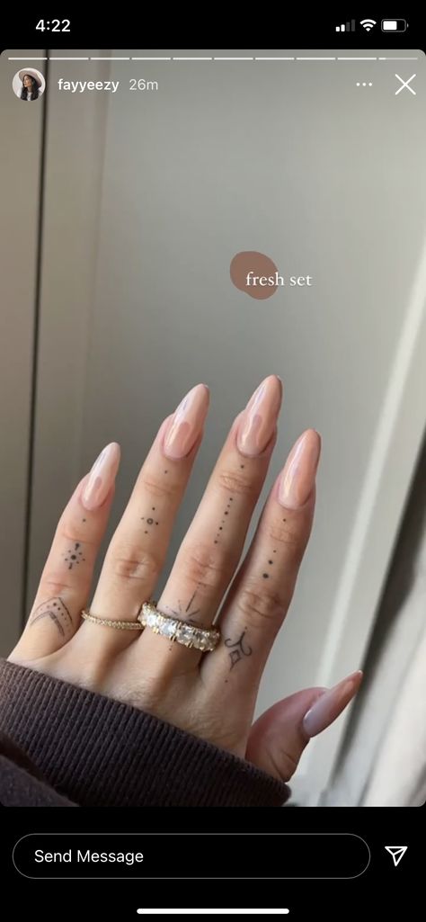 Dainty Tattoos On Hand, Jenna Hand Tattoo, Dainty Hand Tats, Hand Tattoos For Women Dainty, Hand Tattoos Delicate, Finger Tattoos Dainty, Dainty Tattoos Hand, Minimal Hand Tattoos For Women, Finger Tattoos Dots