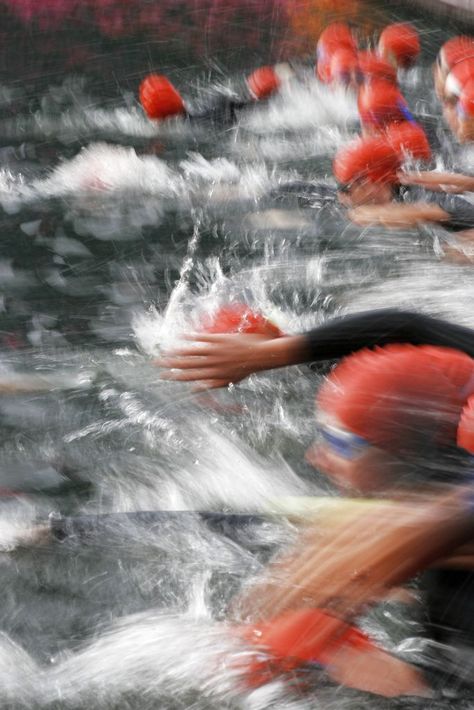 Triathlon Photography, Water Sports Photography, Triathlon Inspiration, Salford Quays, Triathlon Women, Movement Pictures, Swimming Photography, Triathlon Swimming, Movement Photography