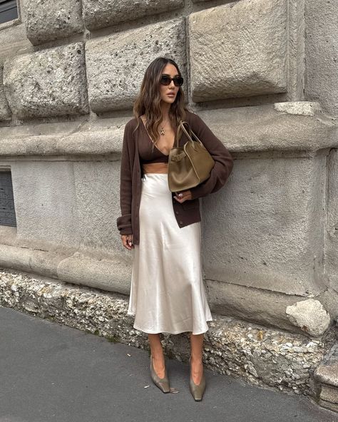 Tamara Kalinic | Neutral days 🫶🏻 | Instagram Tamara Kalinic Outfits, Winter Outfit Ideas Aesthetic, Corporate Baddie Outfits, Tamara Kalinic, Outfit Ideas Aesthetic, Corporate Baddie, Chic Outfits Classy, Winter Fashion Trends, Outfit Inspo Spring