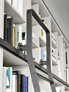 Modern Book Shelf, Library Ladder, Modern Bookshelf, Modern Books, Steel Furniture, Furniture Details, Shelf Design, Printable Diy, Home Library