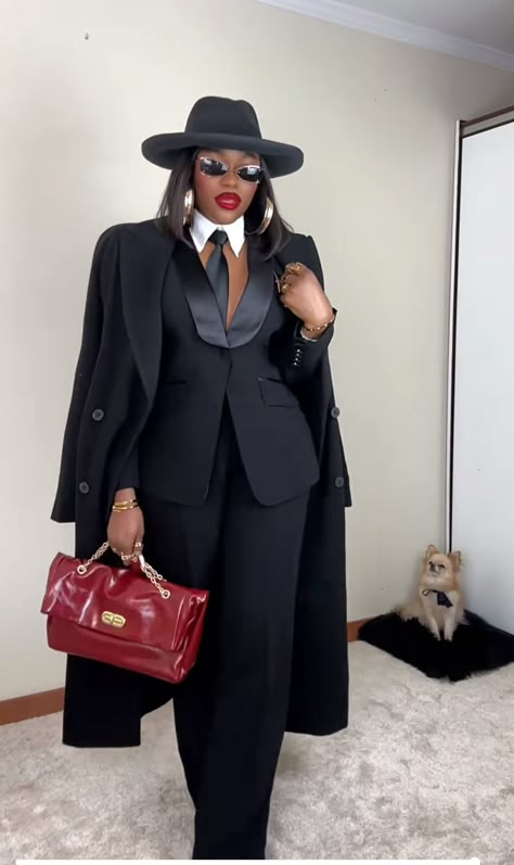 Women Wearing Suits And Ties, Blazer And Scarf Outfit Winter, 1920 Outfit Ideas Women Pants, Dapper Women Outfits, Black Women Suit Outfits, Masquerade Outfit Ideas Black Women, Black Attire Outfit Women, Blazer Outfits Dressy Classy, Boss Lady Outfit Classy