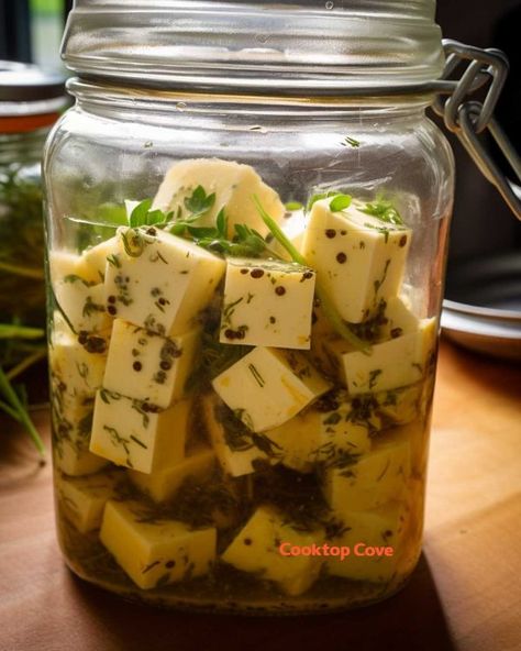 Marinated Cheese, Holiday Appetizer, Appetizers Easy Finger Food, Charcuterie Recipes, Recipes Appetizers And Snacks, Appetizer Bites, Cheese Appetizers, Holiday Appetizers, Meals In A Jar