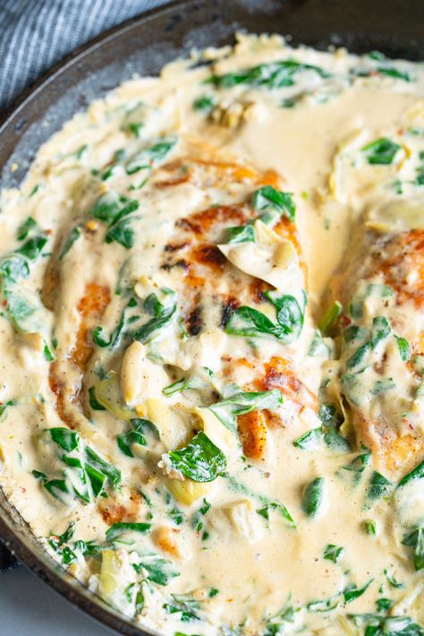 Creamy Spinach Artichoke Chicken, Spinach Artichoke Chicken, Chicken Casseroles, Chicken Skillet, Artichoke Chicken, Pot Dinners, Egg Dishes, Supper Ideas, 12 Tomatoes