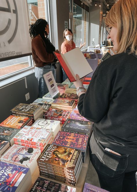 We hosted a book fair for adults recently, and it was a big success! We did all romance themed books and had bookish merch as well. Book Fair Aesthetic, Cozy Bookstore, Book Truck, Book Convention, Reading Inspiration, Book Romance, Festival Aesthetic, Pop Up Bar, Street Fair