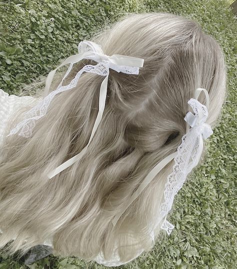 #hair #hairstyles #bows #ribbon #lace #pigtails #aesthetic #coquette #coquettestyle #gloomycoquette #hairideas #hairstyleideas #hairinspo #coquettehairstyle #ponytail #halfuphalfdown Lace Bows In Hair, Colette Hairstyle, Coquette Hair Bow, Lace Bow Hairstyle, Coquette Ribbon Hair, Lace Ribbon Hair, Blonde Pigtails Aesthetic, Braided Bow Hairstyles, Pigtail Ribbons