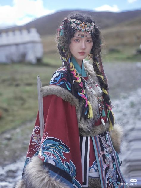 Mongolian Clothing Traditional, Tibetan Clothing, Knight Outfit, Cyberpunk Female, Dinosaur Outfit, Female Dragon, Fairytale Fashion, Heart Fashion, Crochet Fashion Patterns