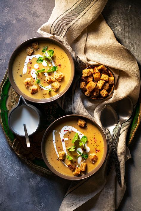 Easy red lentil and pumpkin velvet soup (Vegan) Vegan Pumpkin Soup Recipe, Pumpkin Soup Recipe Easy, Soup Fall, Vegan Pumpkin Soup, Pumpkin Soup Recipe, Soup Vegan, Food Photography Inspiration, Food Photography Tips, Pumpkin Soup