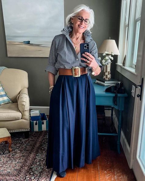 Women Over 60 Fashion Classy, Over 60 Fashion Classy, Fashion For Women Over 60 Outfits, Casual Chic Classy, Stylish Outfits For Women, 60 Outfits, Stylish Outfits For Women Over 50, Grandma Fashion, Dressy Casual Outfits