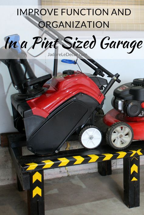 Small Garage Organization, Kids Play Spaces, Garage Tool Organization, Clean Garage, Garage Organization Diy, Small Garage, Garage Organize, Equipment Storage, Outdoor Diy Projects