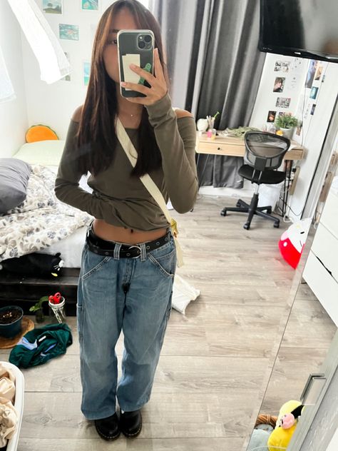 Styling Pants Women, Autumn Date Outfit, Cool Fits, Mode Inspiration, Fit Inspo, Dream Clothes, Retro Outfits, Fall Winter Outfits, Fashion Killa