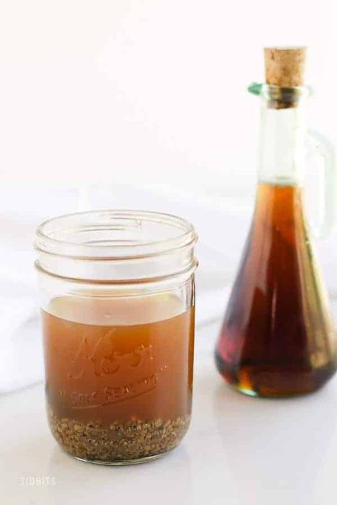 Pressure Cooker Maple Extract in a glass jar Extract Recipes, Maple Syrup Recipe, Diy Extracts, Homemade Maple Syrup, Maple Extract, Stovetop Pressure Cooker, Almond Extract, Healthy Instant Pot Recipes, Pressure Cookers