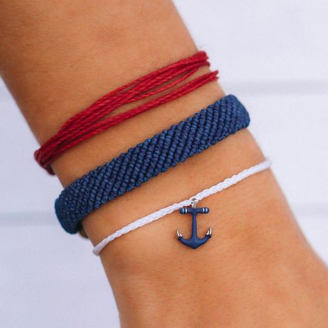 Cute Friendship Bracelets, Friendship Bracelets Designs, Bracelets Handmade Diy, Anchor Charm, Diy Friendship Bracelets Patterns, Pura Vida Bracelets, Bracelet Friendship, Friendship Bracelets Diy, Sea Inspired