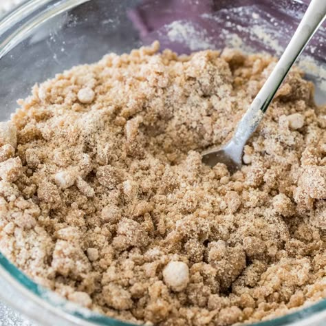 Apple Pie Streusel Topping Recipe, Crumb Topping Apple Pie, Streusel Topping For Apple Pie, Strudel Topping For Apple Pie, Apple Pie Strudel Topping, Apple Pie Crumb Topping Recipe, Best Streusel Topping, Walnut Streusel Topping, Apple Strussel Pie Recipe