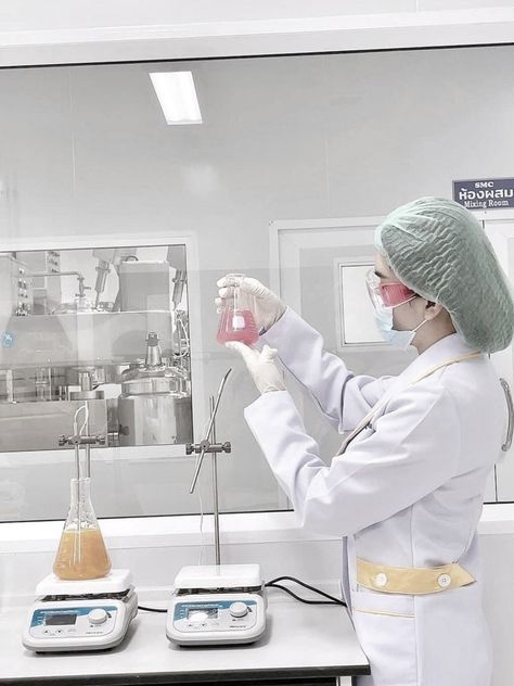 Skincare Formulation Lab, Cosmetic Chemistry Lab, Cosmetic Chemistry Aesthetic, Labs Aesthetic, Skincare Laboratory, Skincare Factory, Cosmetic Scientist, Manufacturing Factory Design, Perfume Laboratory