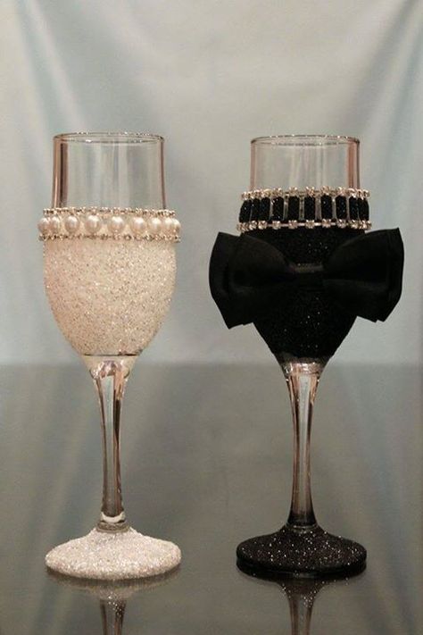 bride and groom wine glasses                                                                                                                                                                                 More Bride And Groom Wine Glasses, Champagne Glasses Decorated, Decorated Glasses, Wine Glass Decor, Glitter Wine Glasses, Bride And Groom Glasses, Wedding Wine Glasses, Diy Wine Glasses, Wedding Champagne Glasses