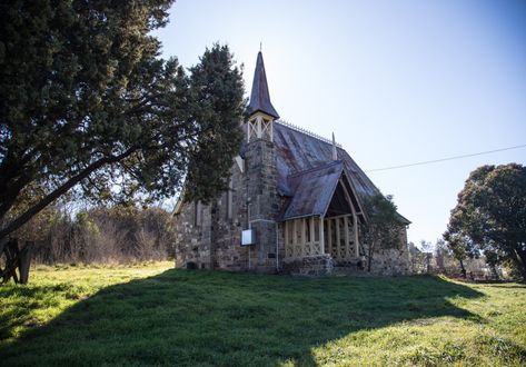 Bathurst - Broadsheet guide to this historic NSW city. Brunswick Heads Nsw, Tamworth Nsw, Bathurst Nsw, Hurst Castle, Northern Rivers Nsw, Saltwater Crocodile, Interesting Places, Place Of Worship, Story Inspiration