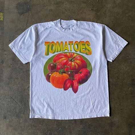 Tomato Shirt, Funky Tees, Fruit Shirt, Art Tshirt, Love Aesthetic, My Kind Of Love, Handmade Leather Wallet, Aesthetic Shirts, Graphic Tees Vintage