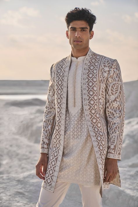 Short Sherwani, Open Sherwani, Traditional Indian Mens Clothing, Tuscan Summer, Indian Wedding Suits Men, Indian Fits, Gota Embroidery, Indian Wedding Clothes For Men, Dori Embroidery