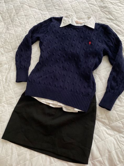 old money ralph lauren jumper navy red autumn aesthetic fall back to school layered outfit fall style inspo outfit ideas preppy blair waldorf #miniskirt #outfitoftheday #outfitinspiration #backtoschool #preppy #theeccentricclutter 1990 Preppy Fashion, Layered Jumper Outfit, Sixth Form Aesthetic Outfits, Blair Waldorf Autumn Outfits, Navy Preppy Outfit, Preppy Private School Outfit, Sixth Form Outfits Private School, Ralph Lauren School Outfits, Old School Preppy Style