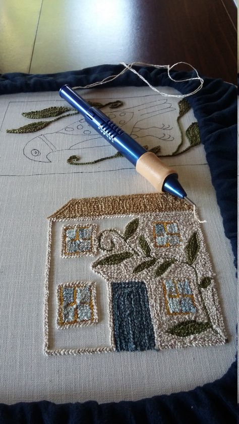 Art House Design, Folk Art House, Modern Folk Embroidery, Primitive Cross Stitch, Notforgotten Farm, Hook Rugs, Punch Embroidery, Rug Hooking Designs, Modern Folk