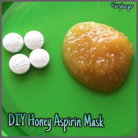 This week's Dish The Fit topic is on Natural Beauty! Try out this super easy + simple 3-ingredient DIY Honey Aspirin Mask for better skin! Aspirin Mask, Diy Honey, Honey Facial, Honey Face Mask, Honey Diy, Honey Mask, Honey Face, Sleep Eye, Simple Health