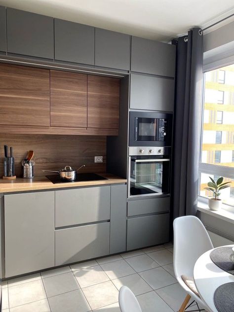 Modern Grey Wood Kitchen, Grey Furniture Kitchen, Grey With Wood Kitchen, Grey Kitchen With Wood Cabinets, Kitchen Interior Grey And Wood, Kitchen Cabinets Grey And Wood, Kitchen Design Grey And Wood, Minimalistic Modern Kitchen, Modern Kitchen Design Grey And Wood