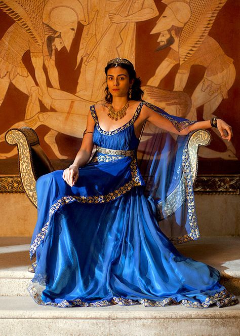 Hermia Calandra Ariadne Atlantis, Goddess Beauty, Rome Style, Greek Dress, Fantasy Costumes, Movie Costumes, Art Antique, Historical Dresses, Greek Goddess