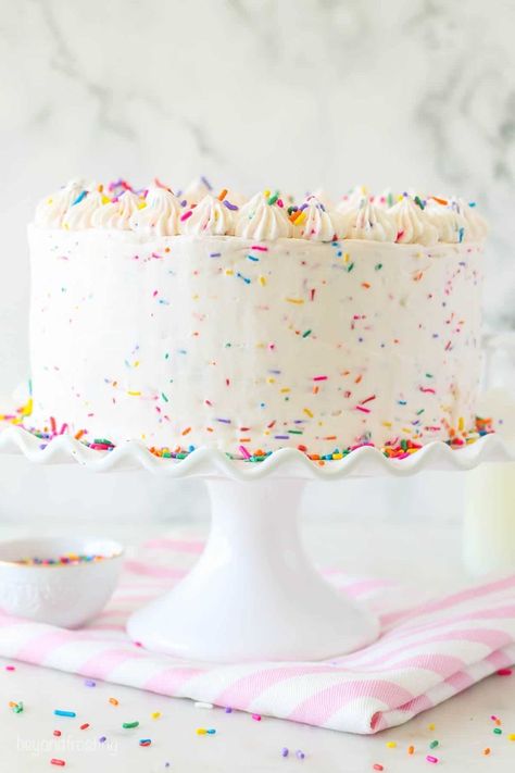 Funfetti Ice Cream, Homemade Funfetti Cake, Birthday Cake Ice Cream, Cake Batter Ice Cream, Whipped Cream Topping, Ice Cream Birthday Cake, Buttercream Cakes, Whipped Cream Frosting, Cream Cakes