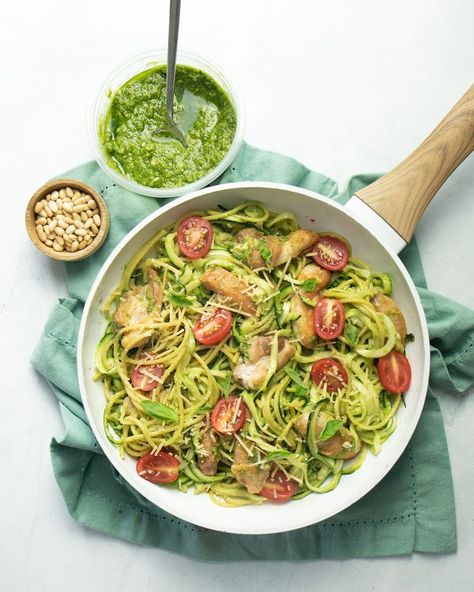 Courgetti Recipe, Chicken And Pesto, Zoodles With Chicken, Cook Zucchini Noodles, Pesto Zoodles, Baby Led Weaning Recipes, Fussy Eaters, Likes And Dislikes, Kids Diet