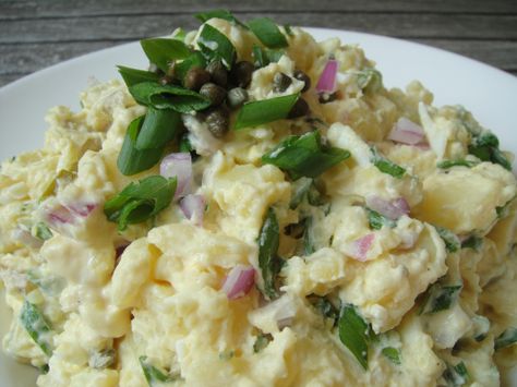 Tyler Florence Ultimate Potato Salad verdict: my go to, ultimate favorite potato salad! Tried and true! Tyler Florence Recipes, Florence Food, Tyler Florence, Food Recipes Vegetarian, Potato Salad Recipe, Potatoe Salad Recipe, Recipes Vegetarian, Chef Recipes, Cooking Dinner