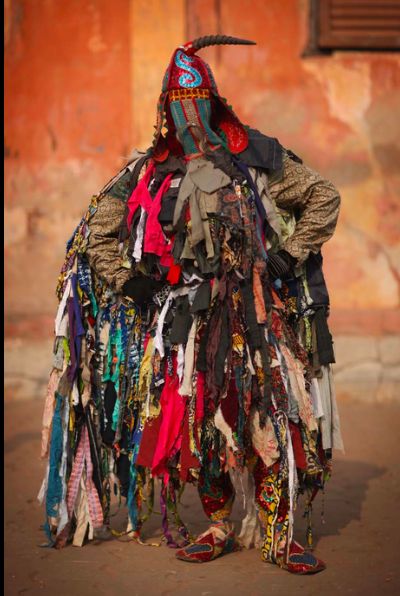 Voodoo ceremony in OUIDAH, BENIN West African Countries, Afrikaanse Kunst, Art Premier, We Are The World, Arte Inspo, African Masks, Arte Popular, World Cultures, People Of The World