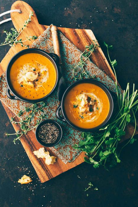 Carrot Ginger Soup, Ayam Bakar, Food Photography Props, Carrot And Ginger, Food Photography Inspiration, Carrot Soup, Food Photography Tips, Food Drink Photography, Think Food