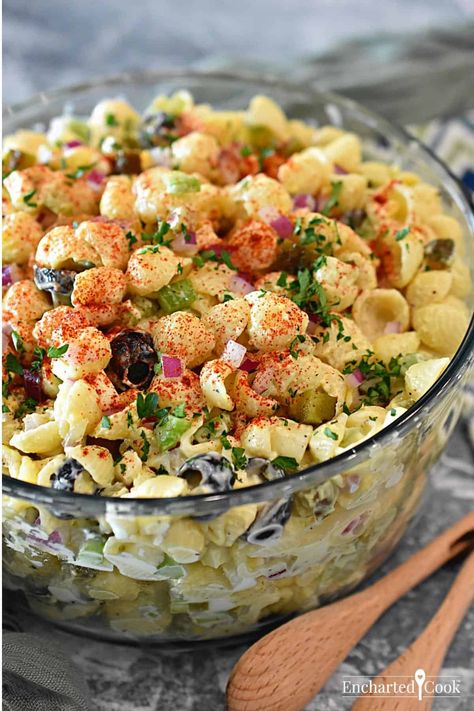 Mexican Macaroni Salad Recipe, Gherkin Pickles, Southern Macaroni Salad, Homemade Fish And Chips, Homemade Macaroni Salad, Macaroni Salad Ingredients, Great Salad Recipes, Easy Macaroni Salad, Classic Macaroni Salad