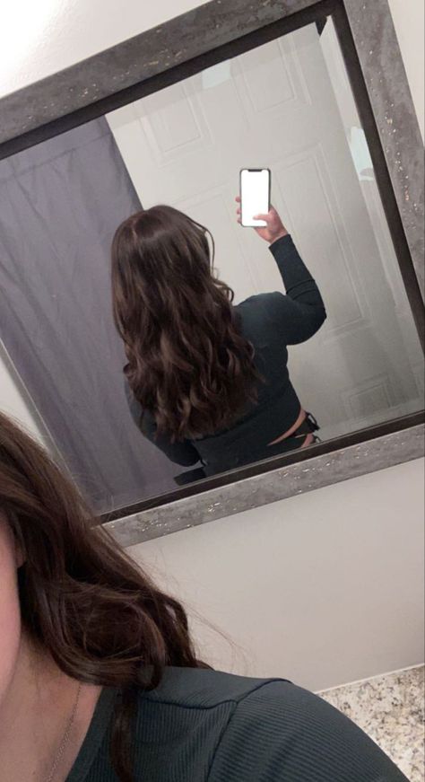 Dark brown hair #hair #brunettebalayagehair #brownhaircolors #hairideas Brunette Profile Pic, Brown Hair Fake Snap, Dark Brown Hair Girl Aesthetic, White Girl With Brown Hair, Brown Hair Mirror Selfie, Brown Hair Girl Pfp, Dark Brown Hair Girl, Girl With Dark Brown Hair, Brown Hair Selfie