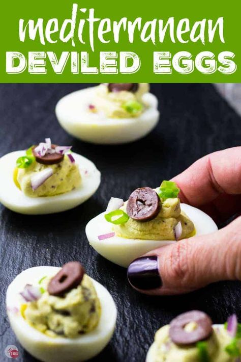 Eggs Brunch, Keto Deviled Eggs, Devilled Eggs Recipe Best, Devilled Eggs, Deviled Eggs Easy, Easter Appetizers, Olive Recipes, Classic Appetizers, Boiled Egg Diet