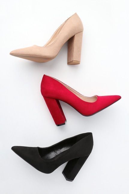 Classy Shoes, Black Suede Pumps, Sneakers Mode, Womens Shoes High Heels, Red Suede, Suede Pumps, Pretty Shoes, Dream Shoes, Shoe Obsession