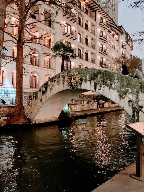 San Antonio Riverwalk Photography, Market Square San Antonio, The Alamo San Antonio, San Antonio Texas Aesthetic, San Antonio Aesthetic, San Antonio Texas Photography, San Antonio Texas Riverwalk, Riverwalk San Antonio, San Antonio River Walk