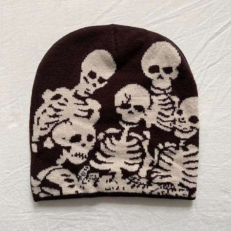 Y2k 2000s Grunge Brown And Cream Skeleton Skull Crew Beanie These Beanies Are Unisex! 100% Acrylic Super Soft And Cozy Brand New Cool Beanies For Men, Thrift Accessories, Trendy Beanies, Grunge Hats, Punk Hats, Grunge Beanie, Y2k Beanie, 2000s Grunge, Epic Clothes