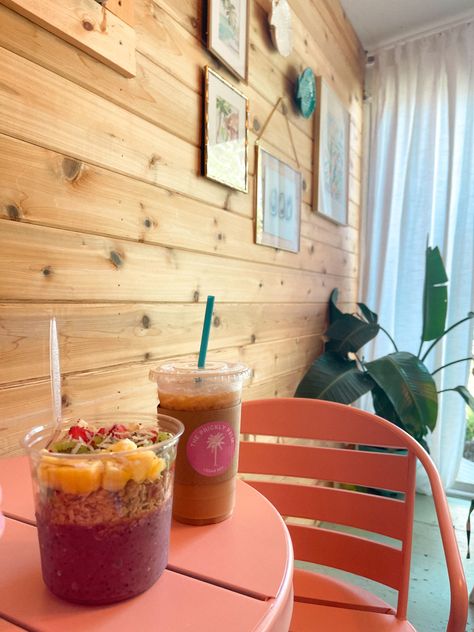 coffee shop, coffee, aesthetic coffee shop, acai bowls, cafe, small shop, small cafe, aesthetic cafe, Acai Bowl Shop, Small Cafe Aesthetic, Acai Shop, Orlando Living, Cafe Small, Aesthetic Coffee Shop, Filler Pics, Coffee Shop Coffee, Smoothie Shop