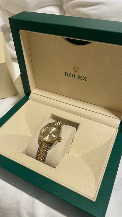 Saving And Investing, Gold And Silver Watch, Pretty Watches, Rolex Watches Women, Classy Watch, Shopping Haul, Compound Interest, Financial Plan, Building Wealth