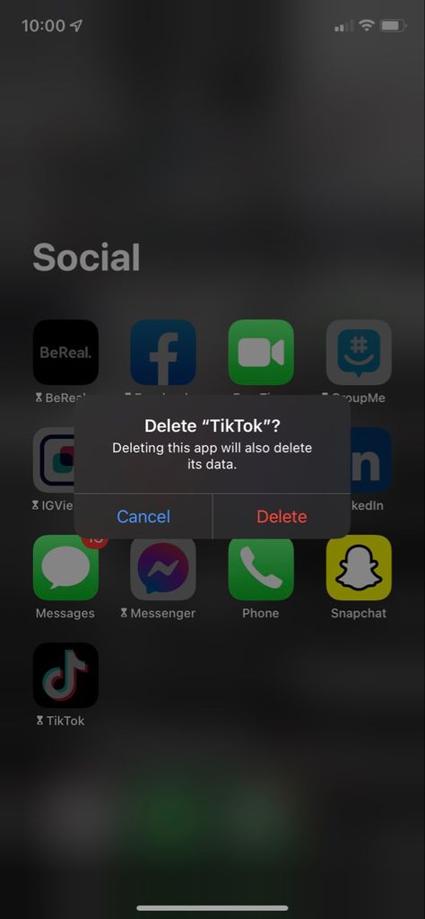 TikTok social media let go social detox real world Deleting Social Media Aesthetic, Social Media Notifications Aesthetic, Private Social Media, Less Social Media Aesthetic, Deleting Tiktok, Social Media Break Posts, Manifest Discipline, No Social Media Aesthetic, Delete Tiktok