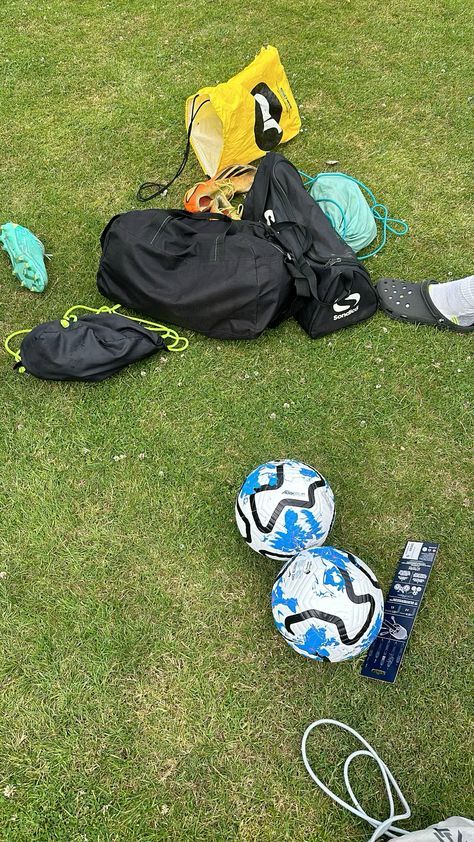 Football Bags, Football Bag, Soccer Inspiration, Health Activities, Football Is Life, Soccer Boys, Bag Boys, Football Boys, Football Training