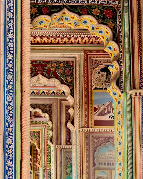 Where colors and craftsmanship collide, Patrika Gate stands as a masterpiece of Jaipur’s artistry. Each arch, a doorway to the city’s soul. #jaipurdiaries #patrikagate #patrikagatejaipur #jaipurtalks #jaipurcity #jaipurphotography #jaipurtourism Shot on SONY Alpha 6400. #CreateWithSony #SonyAlphaIn 📍Patrika Gate, Jaipur, India. #ntgindia #NatGeoTravellerIndia #India #ngti #NGTI Patrika Gate Jaipur, Sony Alpha, Jaipur India, Photo Reference, Jaipur, Gate, The City, Tourism, Arch