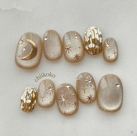 Almond Nails Cherry, Korean Inspired Nails, Nails Ideas Thanksgiving, Thanksgiving Almond Nails, Fall Nails November, Thanksgiving Nails Easy, Pink Fall Nails, Nail Art Thanksgiving, November Nails Ideas