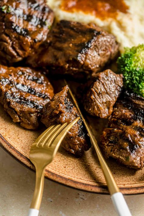 Reheat Steak, Steak Recipes For Dinner, Steak Air Fryer, Meat Meals, Leftover Steak, Steak Tips, Marinated Steak, Beef Tips, Simply Recipes