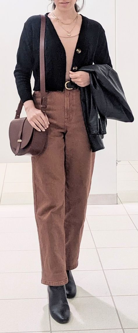 Brown Denim Pants Outfit, Brown Denim Outfit, Dark Brown Pants Outfit, Troll Sona, Brown And Black Outfit, Black And Brown Outfit, Brown Jeans Outfit, Brown Shoes Outfit, Demin Outfit