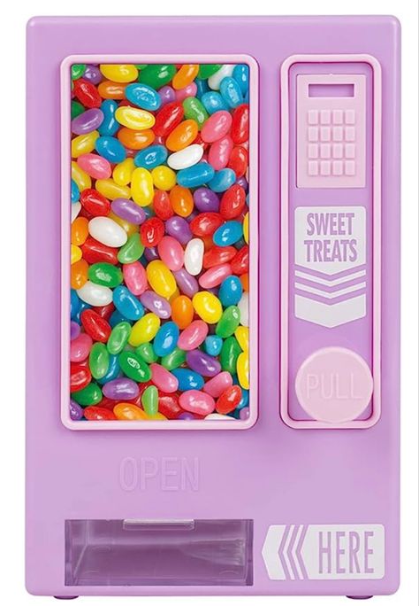 Mini vending machine to pick your next read from your TBR list. Cute Vending Machine, Book Vending Machine, Booth Display Ideas Diy, Candy Vending Machine, Mini Vending Machine, Vending Machine Design, Book Club Gifts, Bookstore Design, Bookish Items