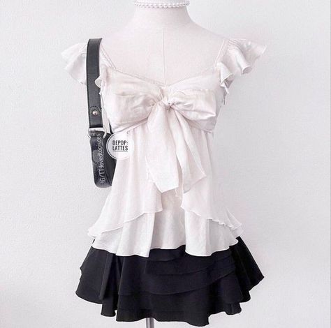 Babydoll Top Outfit, Ruffle Outfit, Dark Coquette, Dream Style, Really Cute Outfits, Girly Outfits, Korean Outfits, Dream Clothes, Look Cool